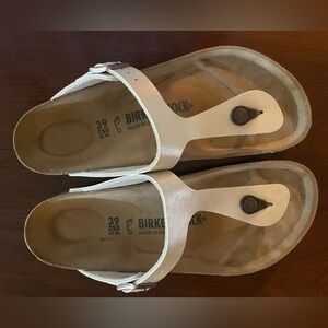Birkenstock Giza Pearl Size 39 (8 - 8 1/2)